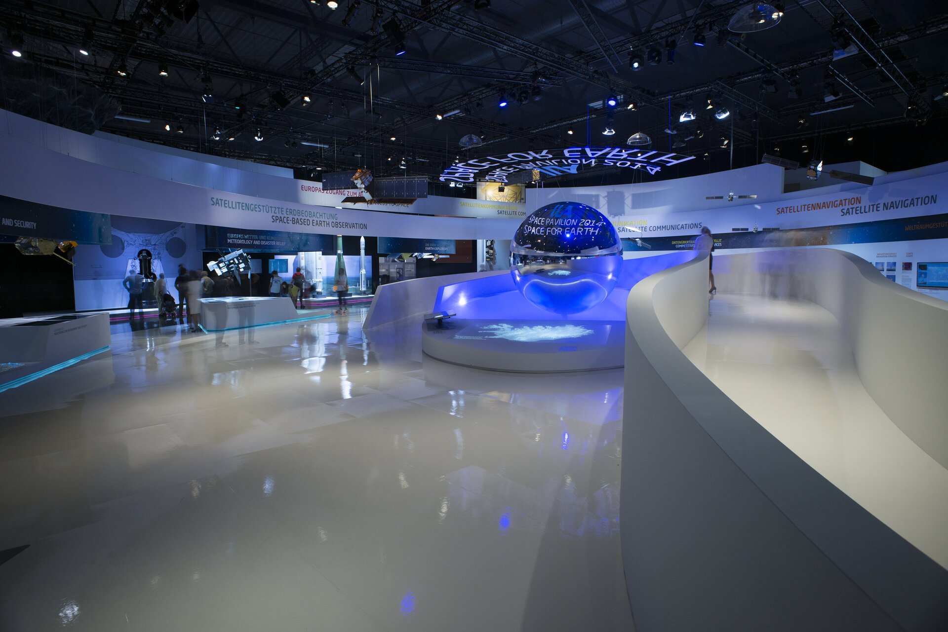 Public at the ‘Space for Earth’ space pavilion at ILA