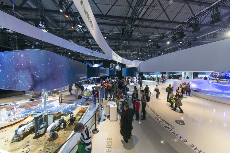 Public day at the ‘Space for Earth’ pavilion at ILA