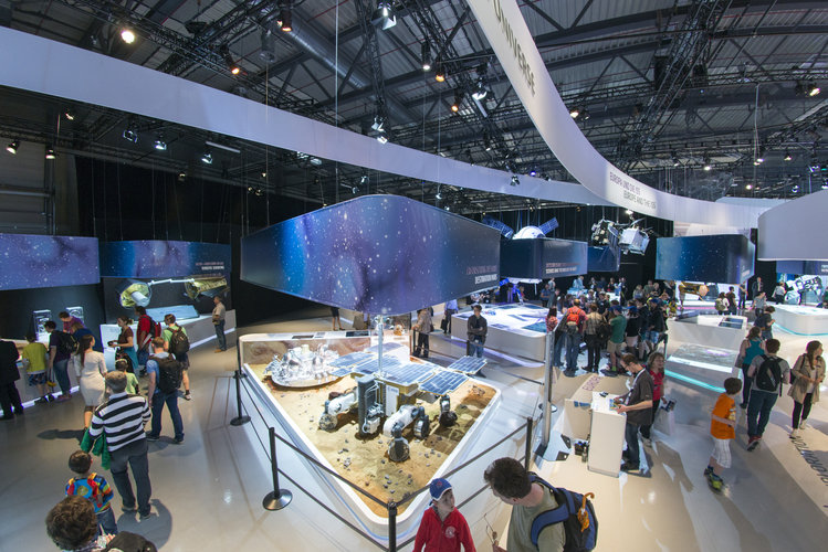 Public day at the ‘Space for Earth’ pavilion at ILA