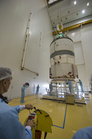 ATV-5 prepared for integration on the Ariane 5 launcher 