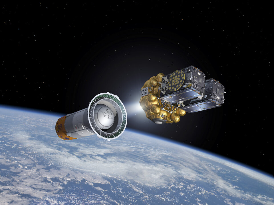 Ο διανομέας και οι δορυφόροι πάνω στο Fregat στο διάστημα