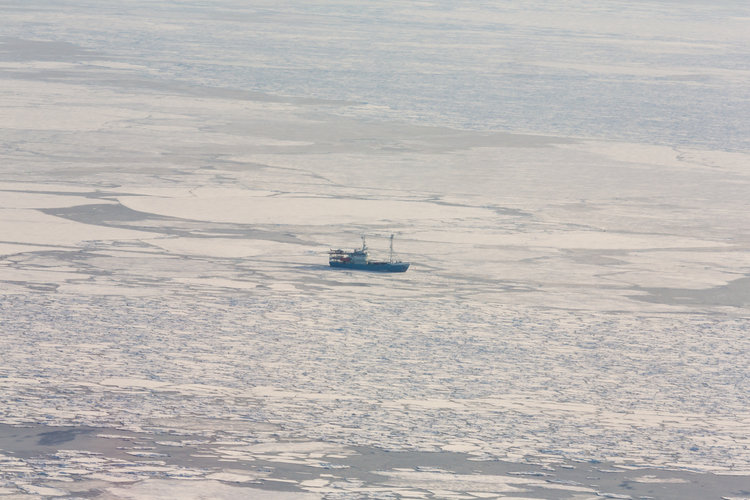 RV Lance in the Barents Sea