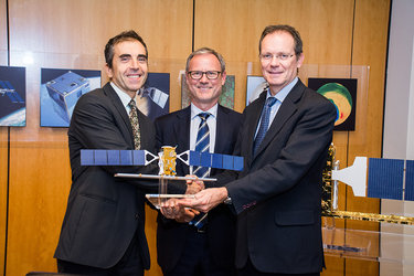 Handing over Sentinel-1A