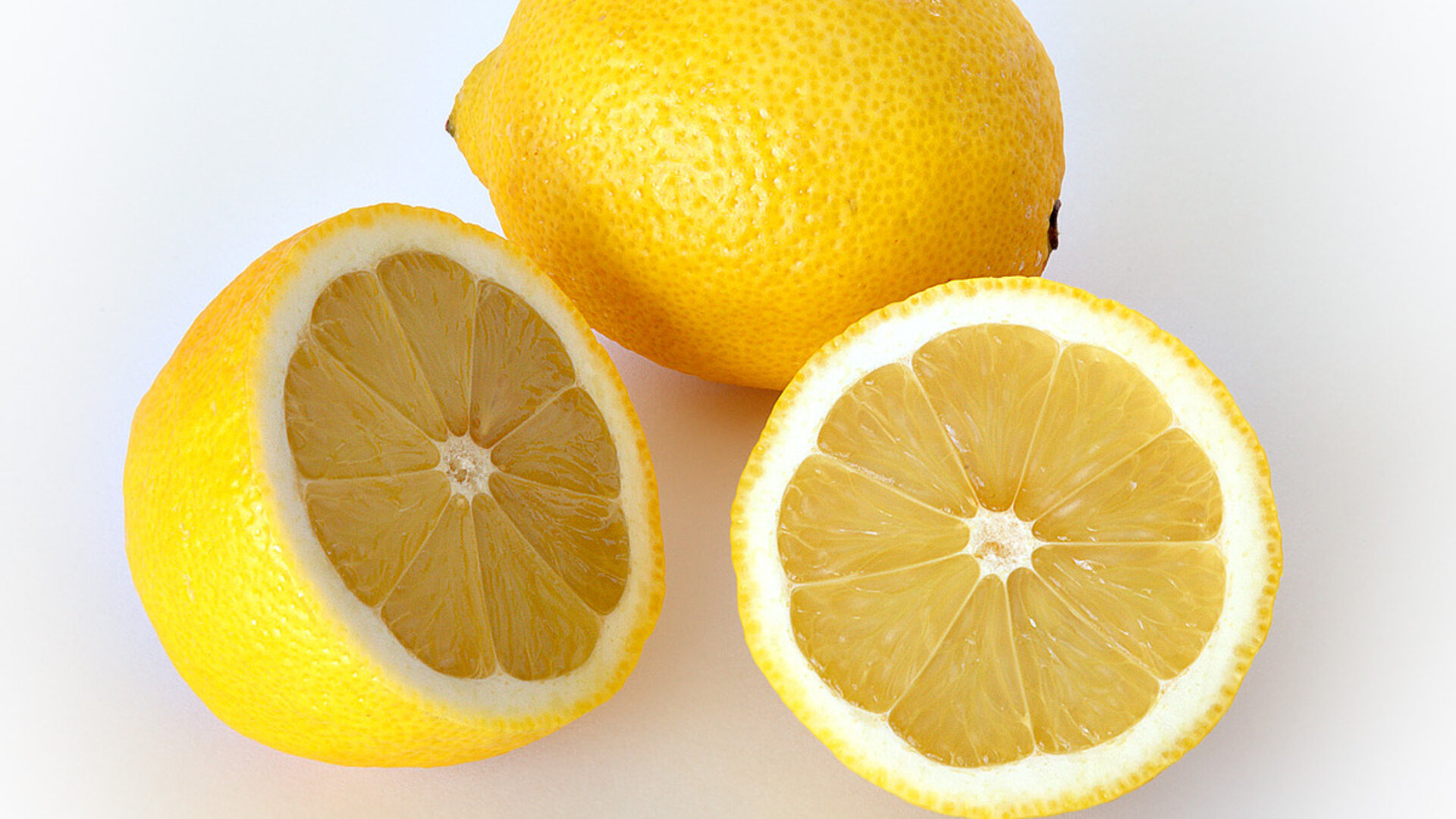 Lemons: source of citric acid