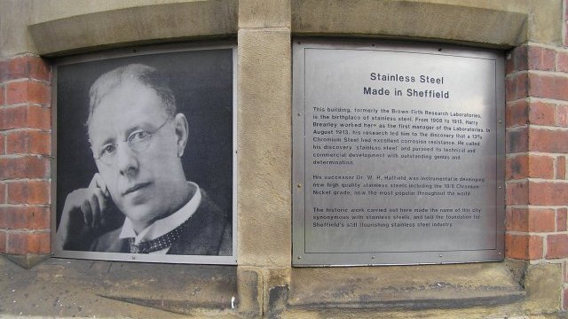 Metallurgist Harry Brearley