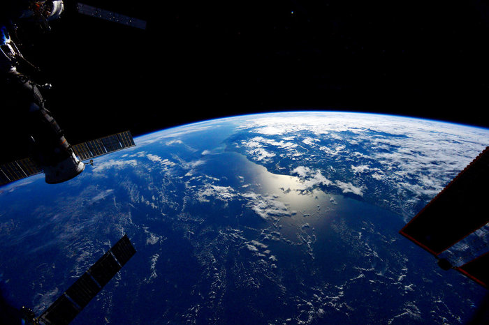 Space in Images - 2014 - 12 - Sunglint