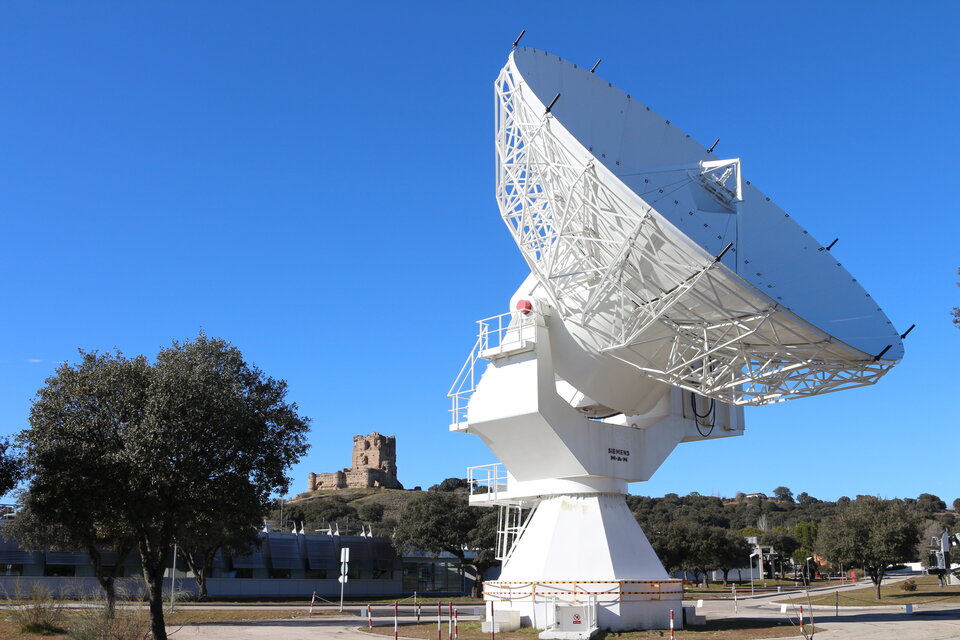 Antena de 15 metros de diámetro en ESAC