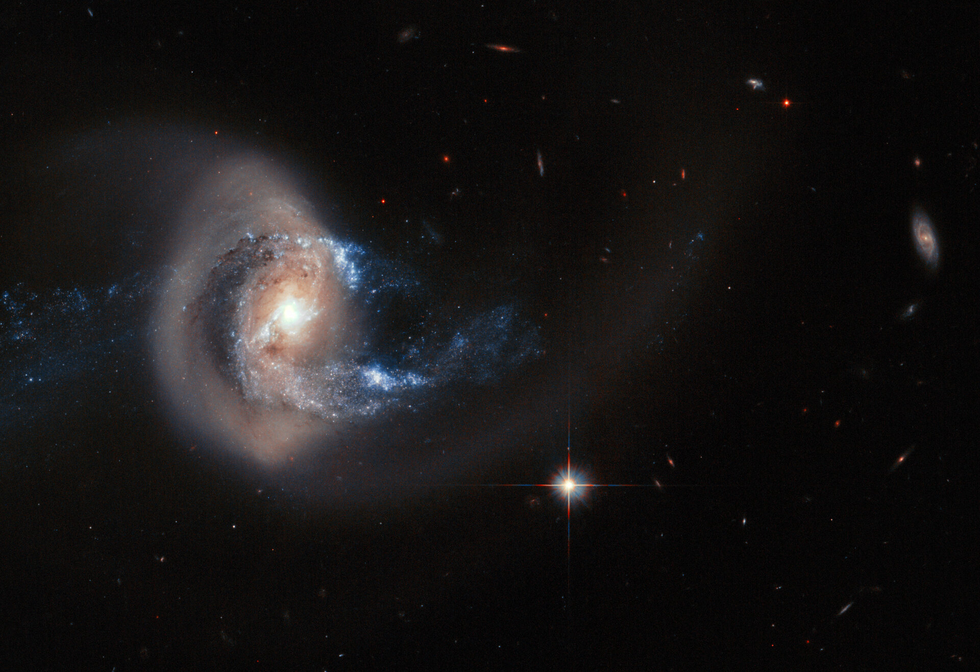 Hubble image of NGC 7714