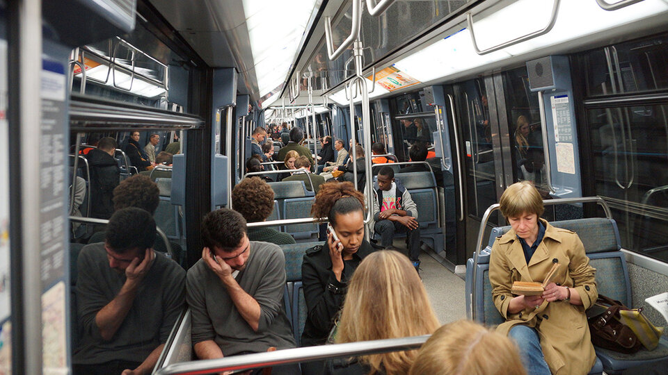 Metro commuting