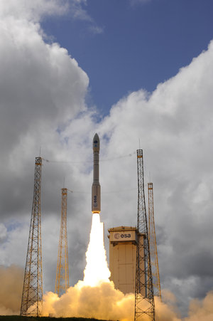 Vega VV04 IXV Liftoff