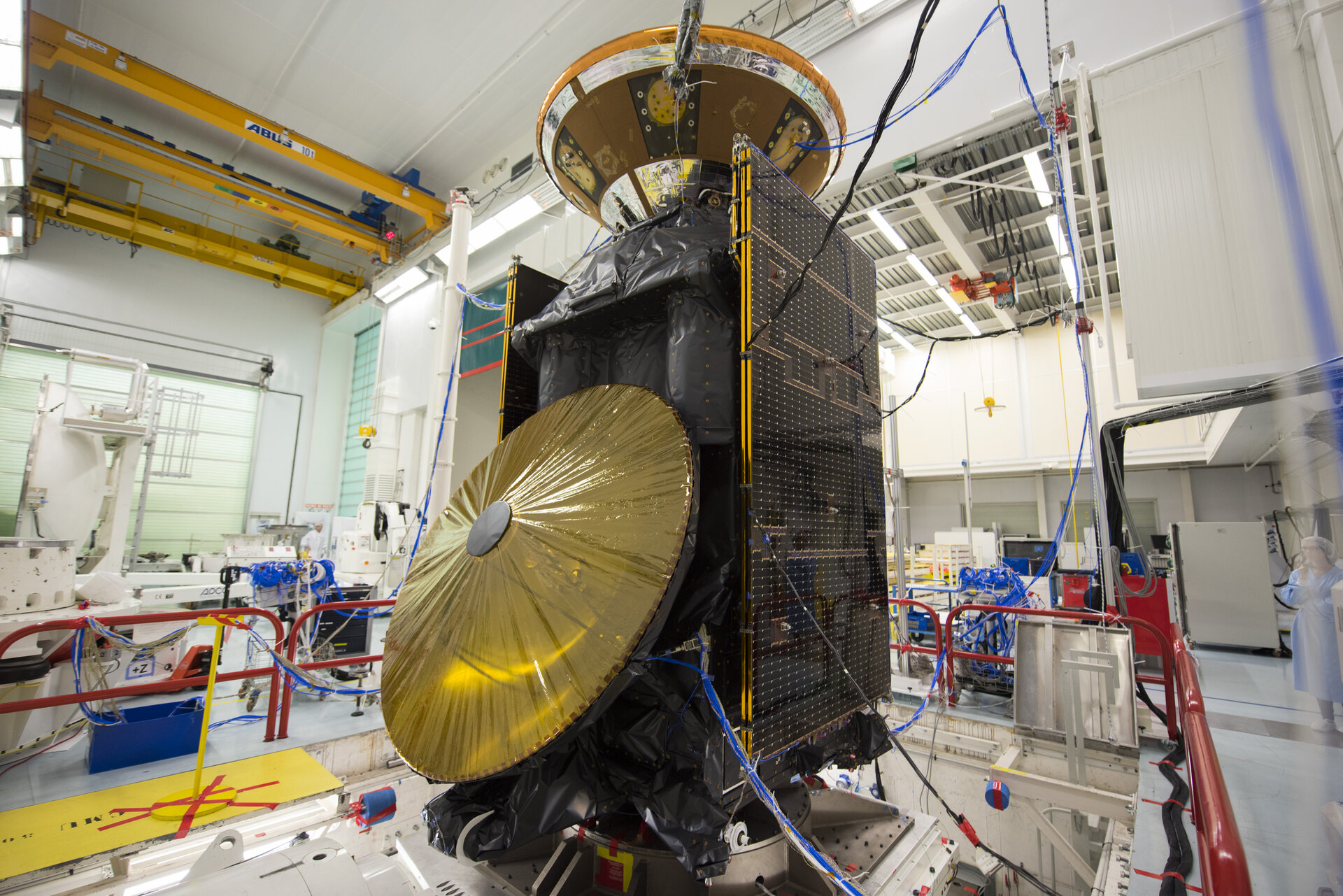 ExoMars TGO and EDM modules during vibration testing