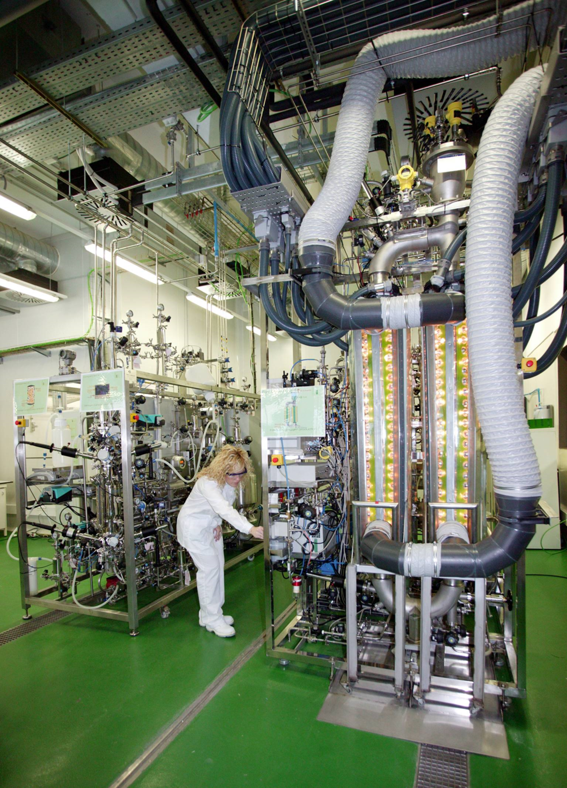 Compartment III and IVa at the MELiSSA Pilot Plant in Barcelona