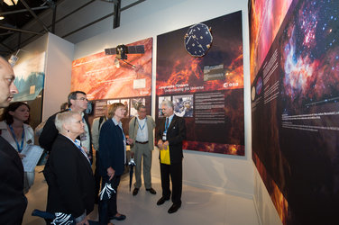 Franco Bonacina presents the ESA pavilion to Marie-George Buffet