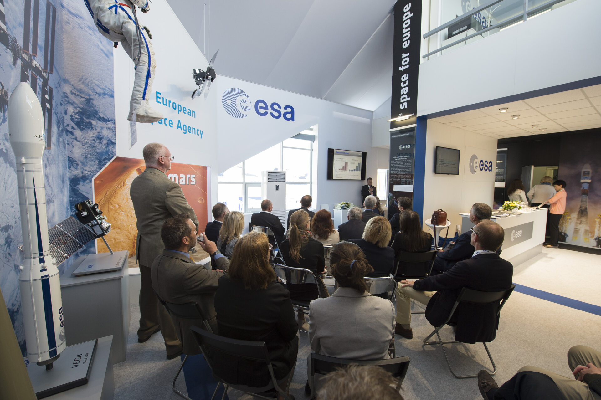 "ESA-Russia cooperation highlights" presentation at MAKS 2015