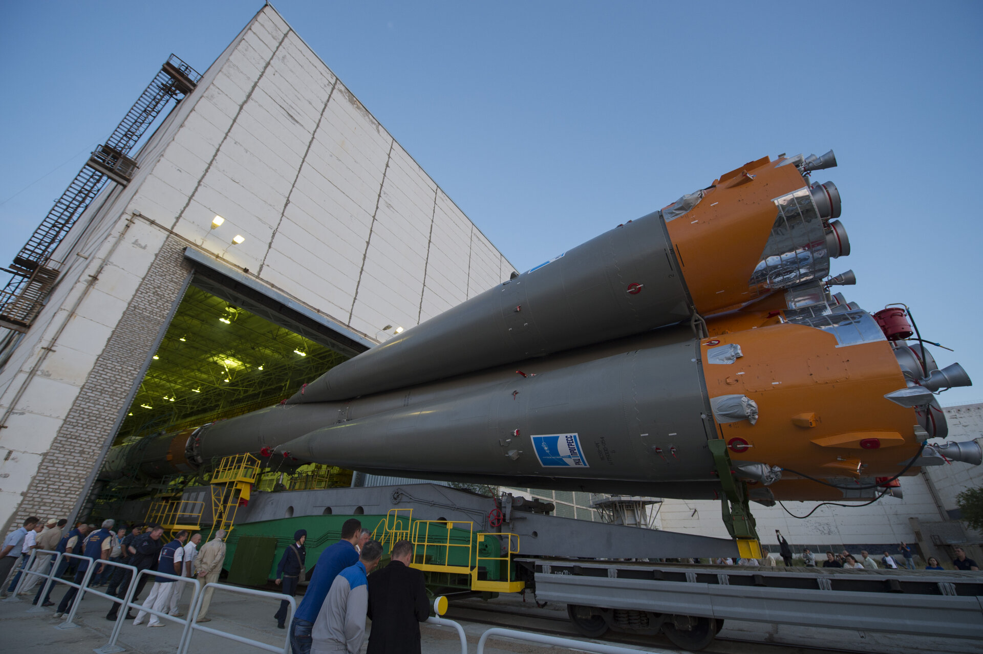 Soyuz TMA-18M spacecraft roll out