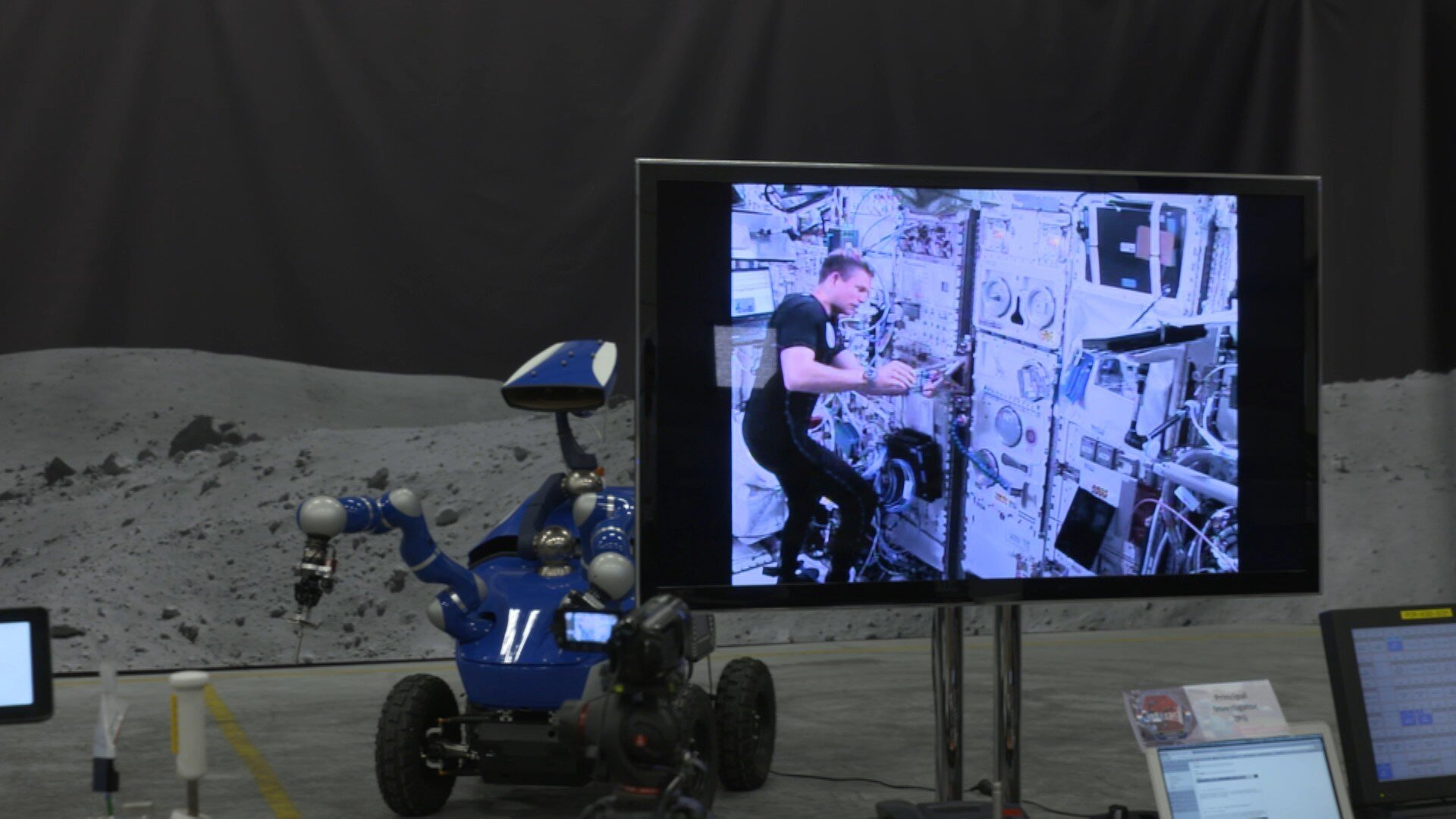 Andreas controlling rover