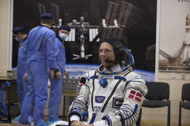 Andreas Mogensen dressed in his Russian Sokol suit