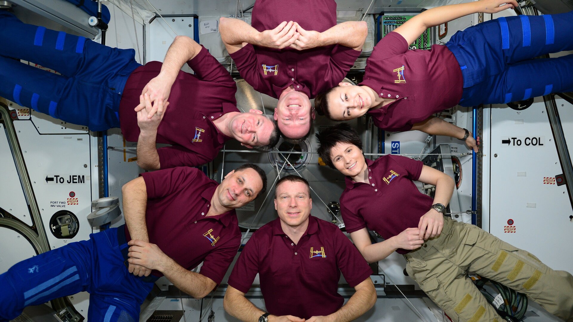 Expedition 42 group photo