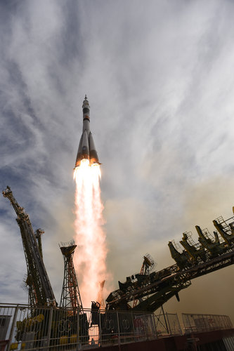 Soyuz TMA-18M liftoff