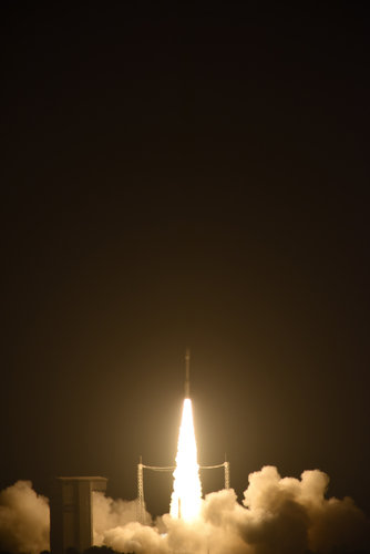 Liftoff of Vega VV06 carrying LISA Pathfinder