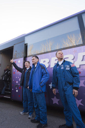 Soyuz TMA-19M crew members