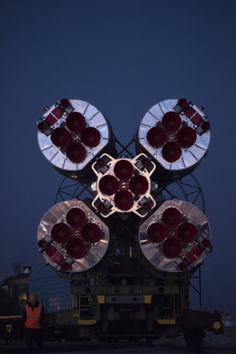 Soyuz TMA-19M spacecraft roll out