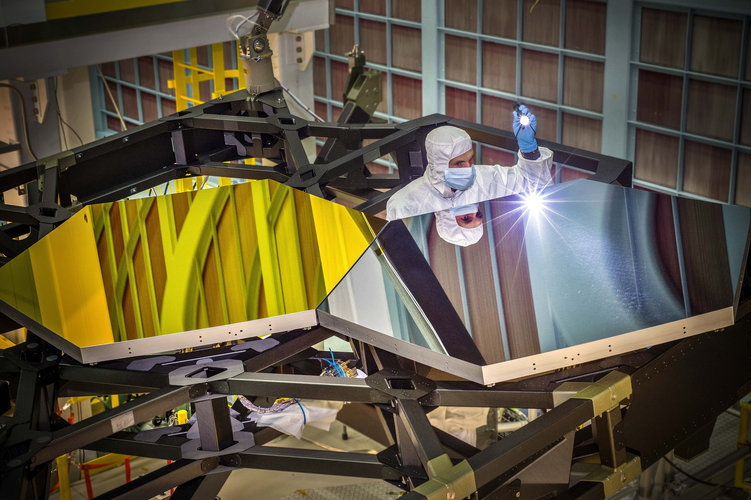 Test mirror segments for the James Webb Space Telescope