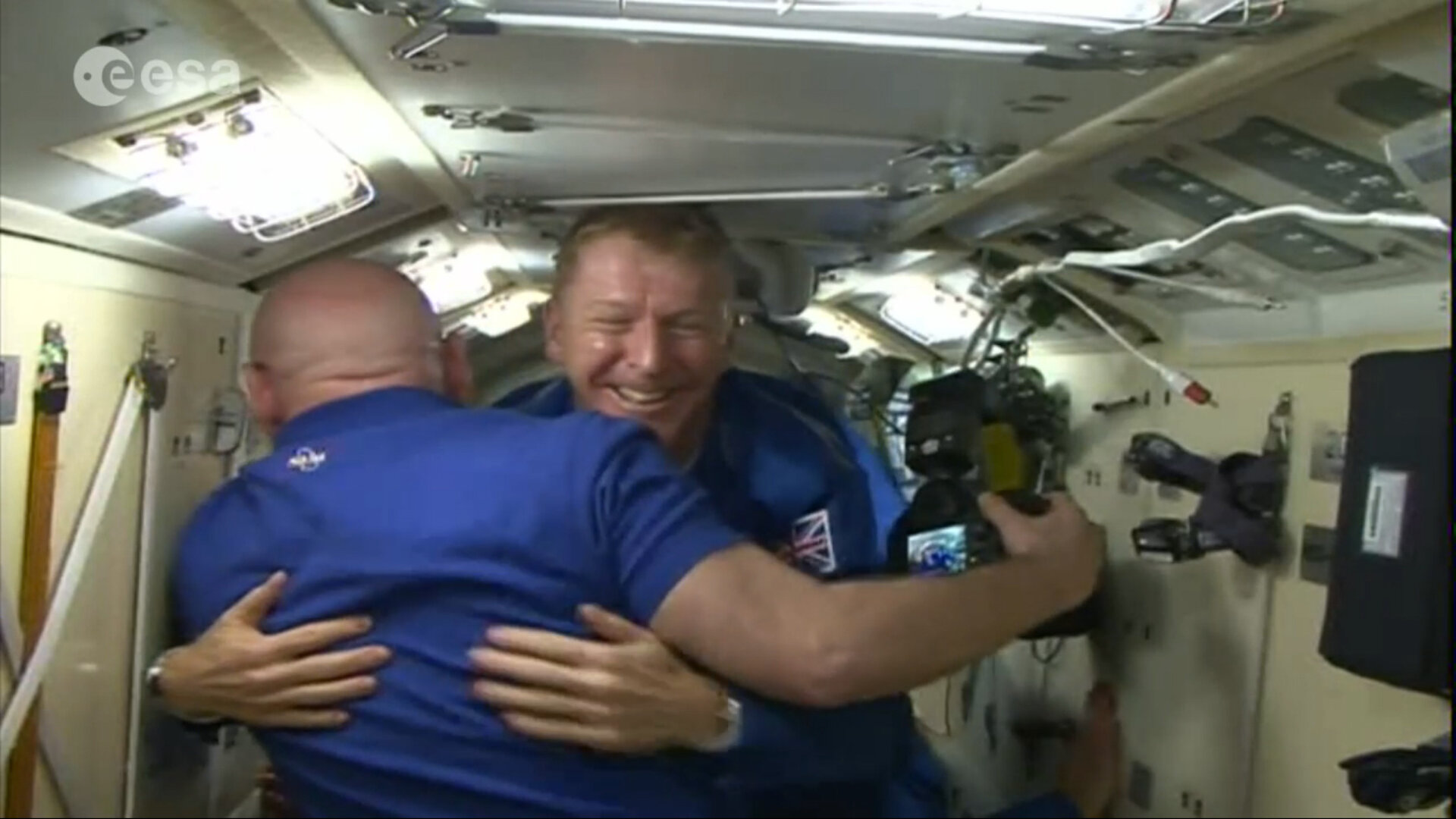 Ο Tim Peake φτάνει στον Διεθνή Διαστημικό Σταθμό