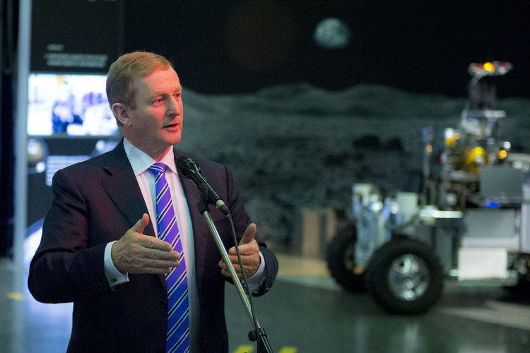 Taoiseach at ESTEC