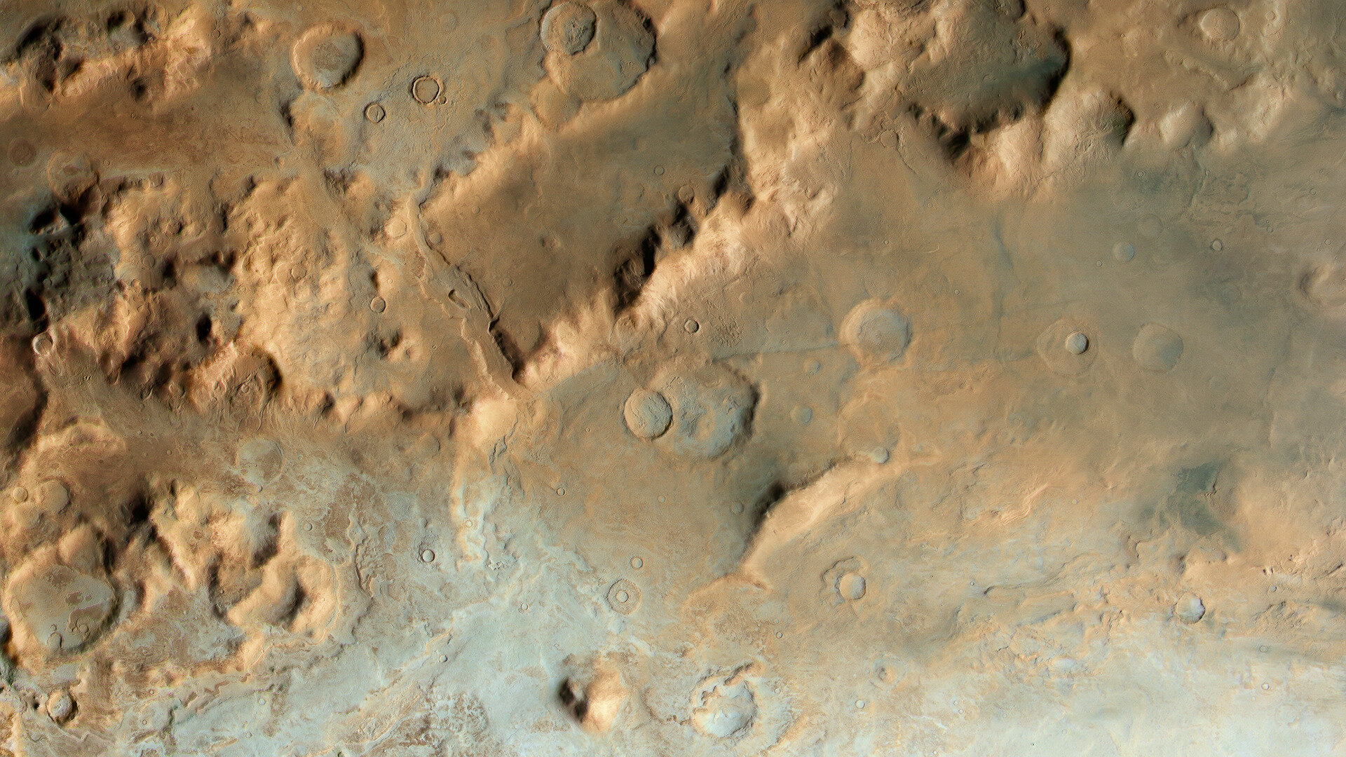 Hellas Basin rim