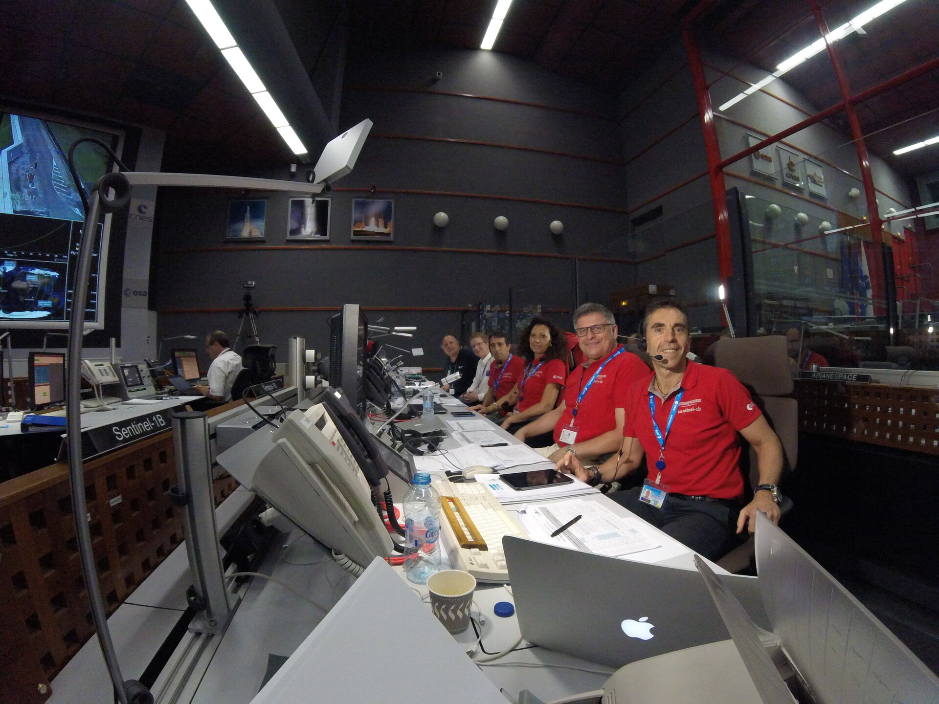 Sentinel-1B and ESA Education team in Jupiter control room