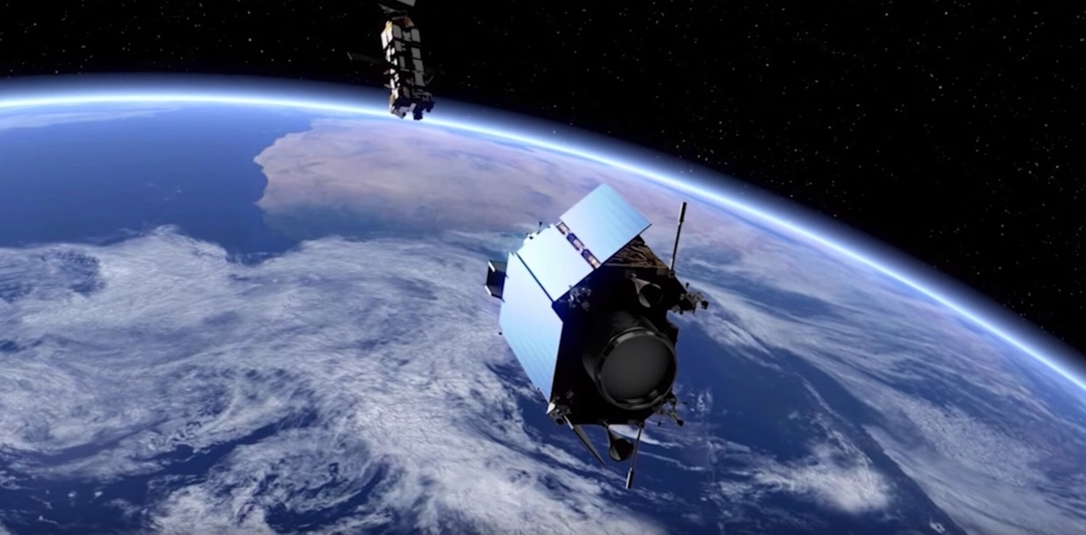 e.Deorbit closing on target satellite