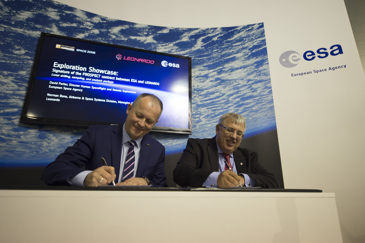 Signature of the Prospect B+ contract between ESA and Leonardo