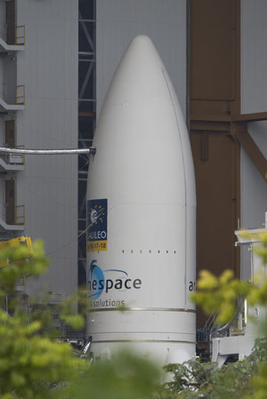 Ariane 5 in the BAF ready for transfer to the launch pad