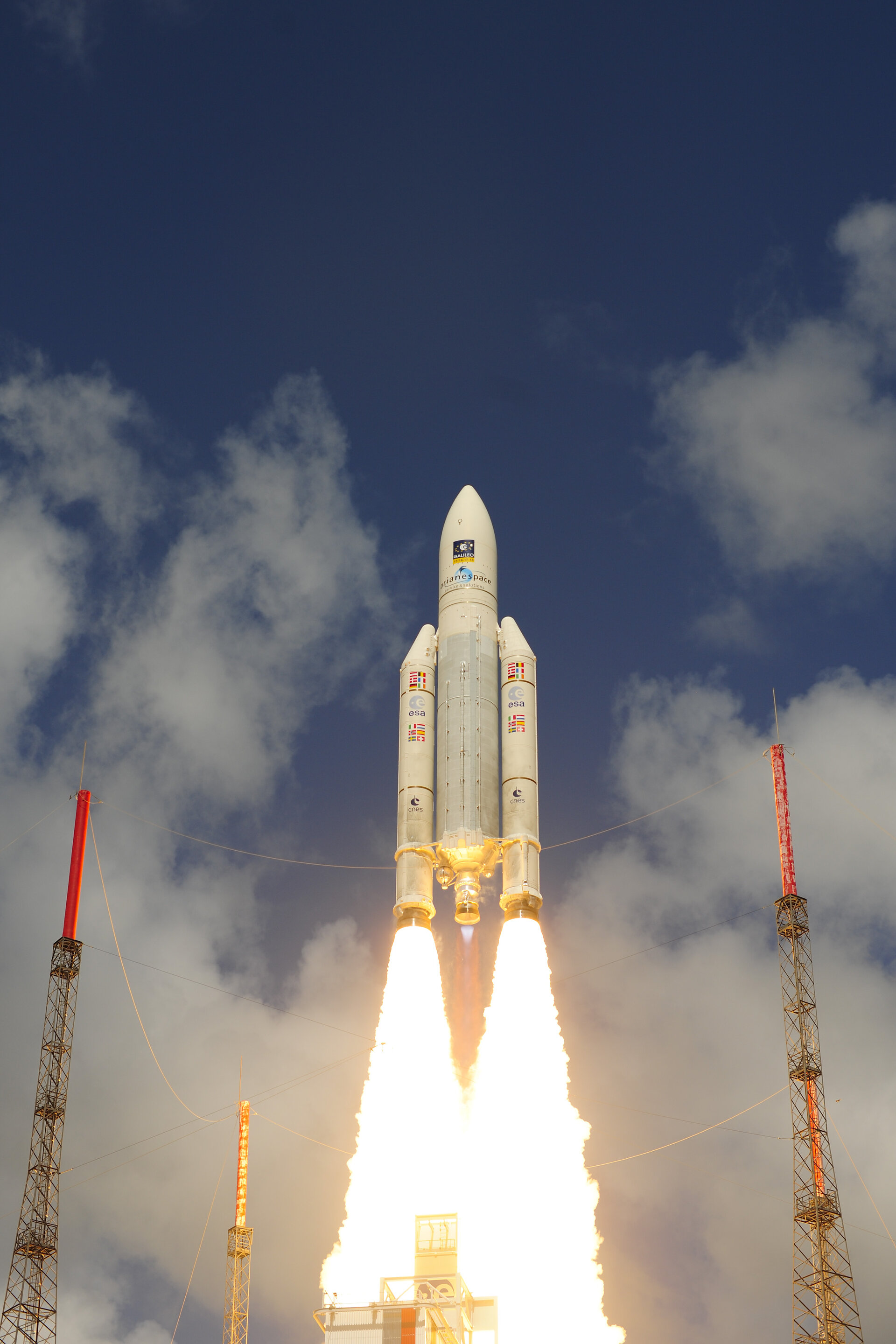 Ariane 5 liftoff on flight VA233