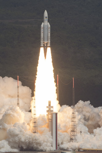 Ariane 5 liftoff on flight VA233