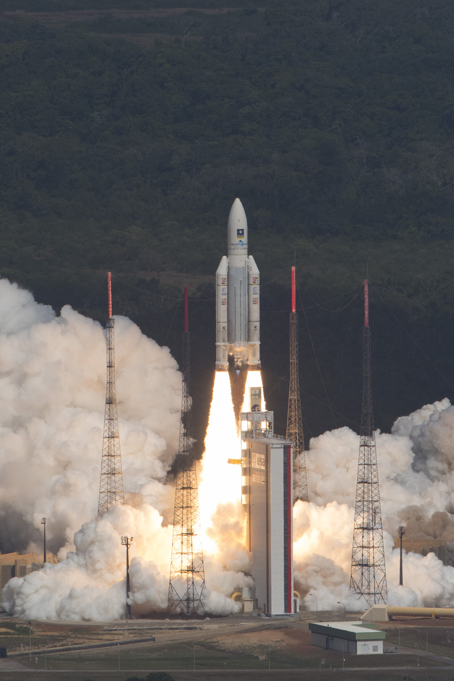 Ariane 5 liftoff on flight VA233