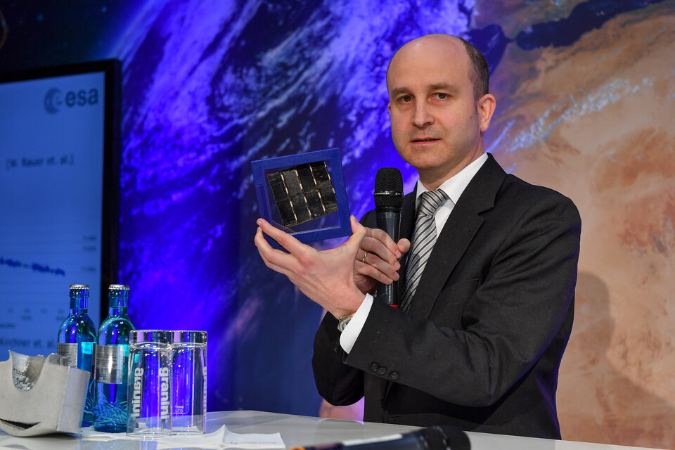 Holger Krag bei der 7. Internationalen Konferenz zum Thema Space Debris