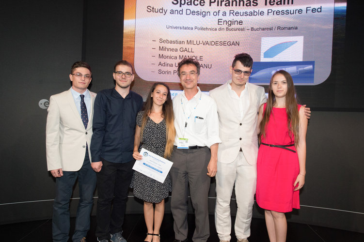 Awards ceremony for winning teams of the Student Aerospace Challenge