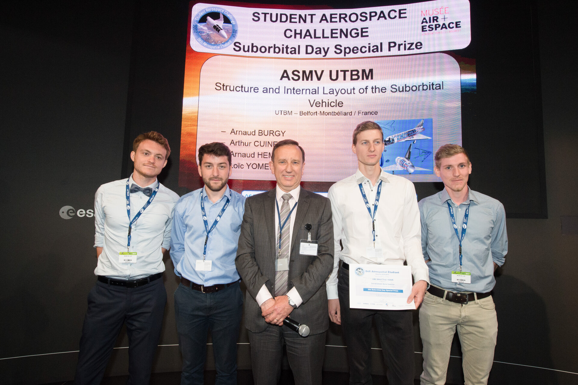 Awards ceremony for winning teams of the Student Aerospace Challenge