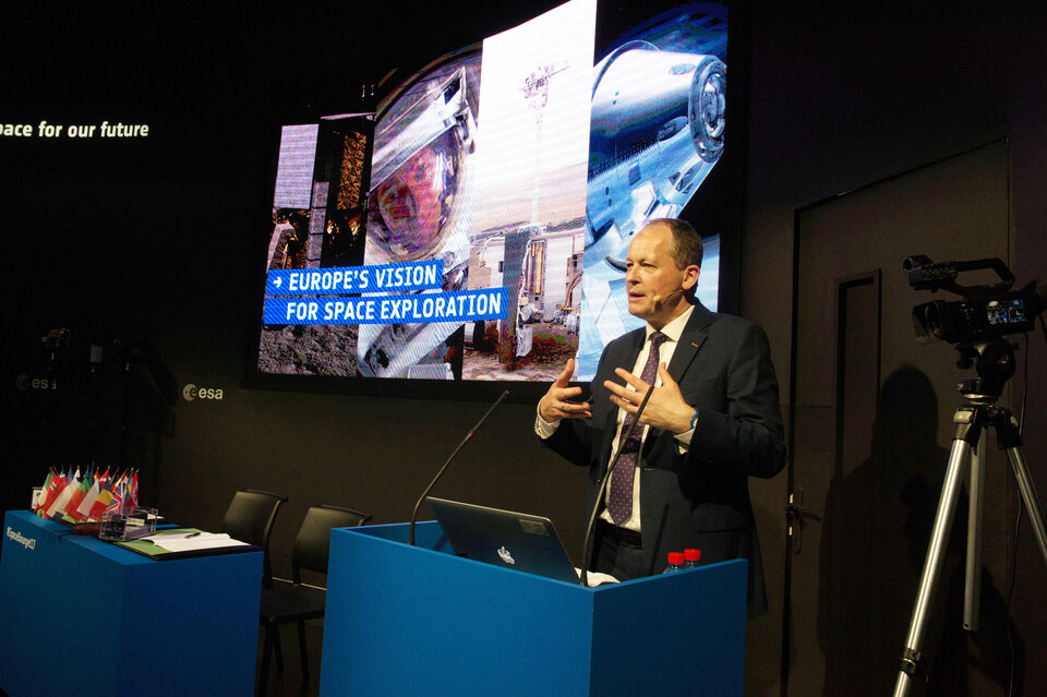 David Parker present Europe’s new vision for space exploration