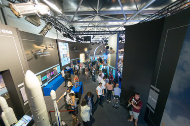 Public at the ESA Pavilion