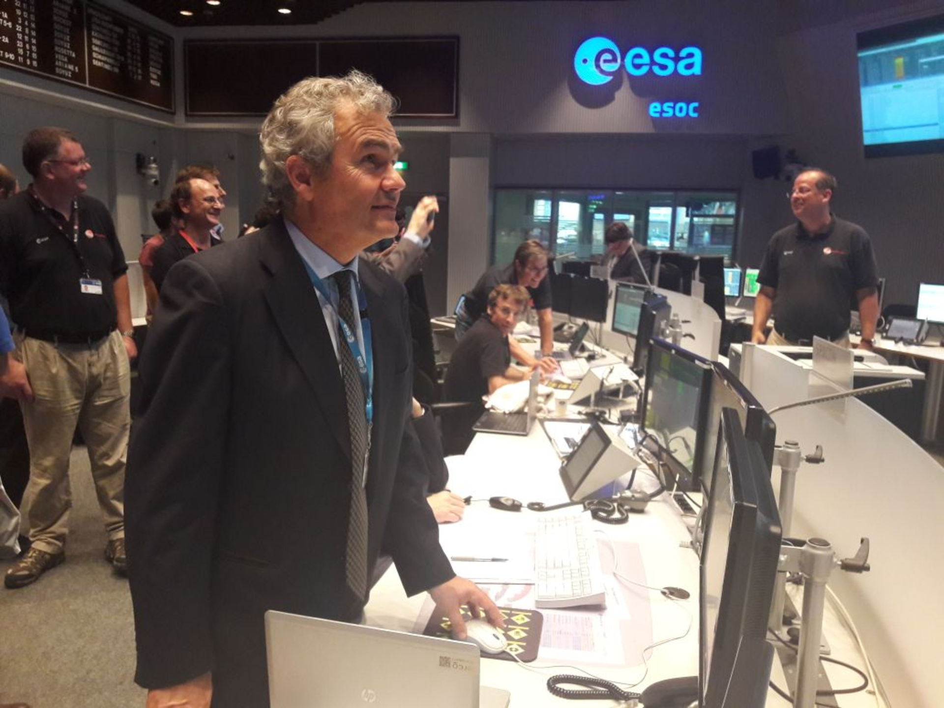 Principal Investigator Stefano Vitale sendete das letzte Kommando an LISA Pathfinder.