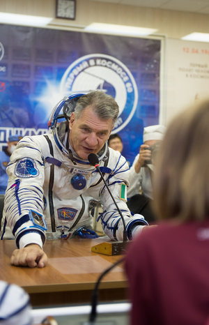 Paolo Nespoli dressed in his Russian Sokol suit 