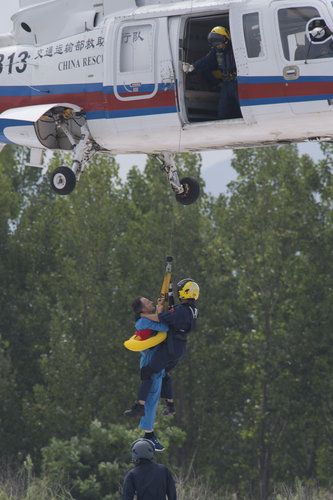 Sea survival training China