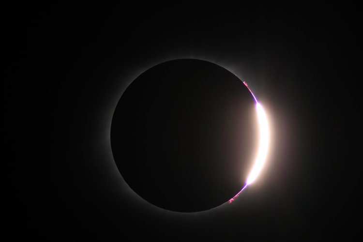 Total eclipse 