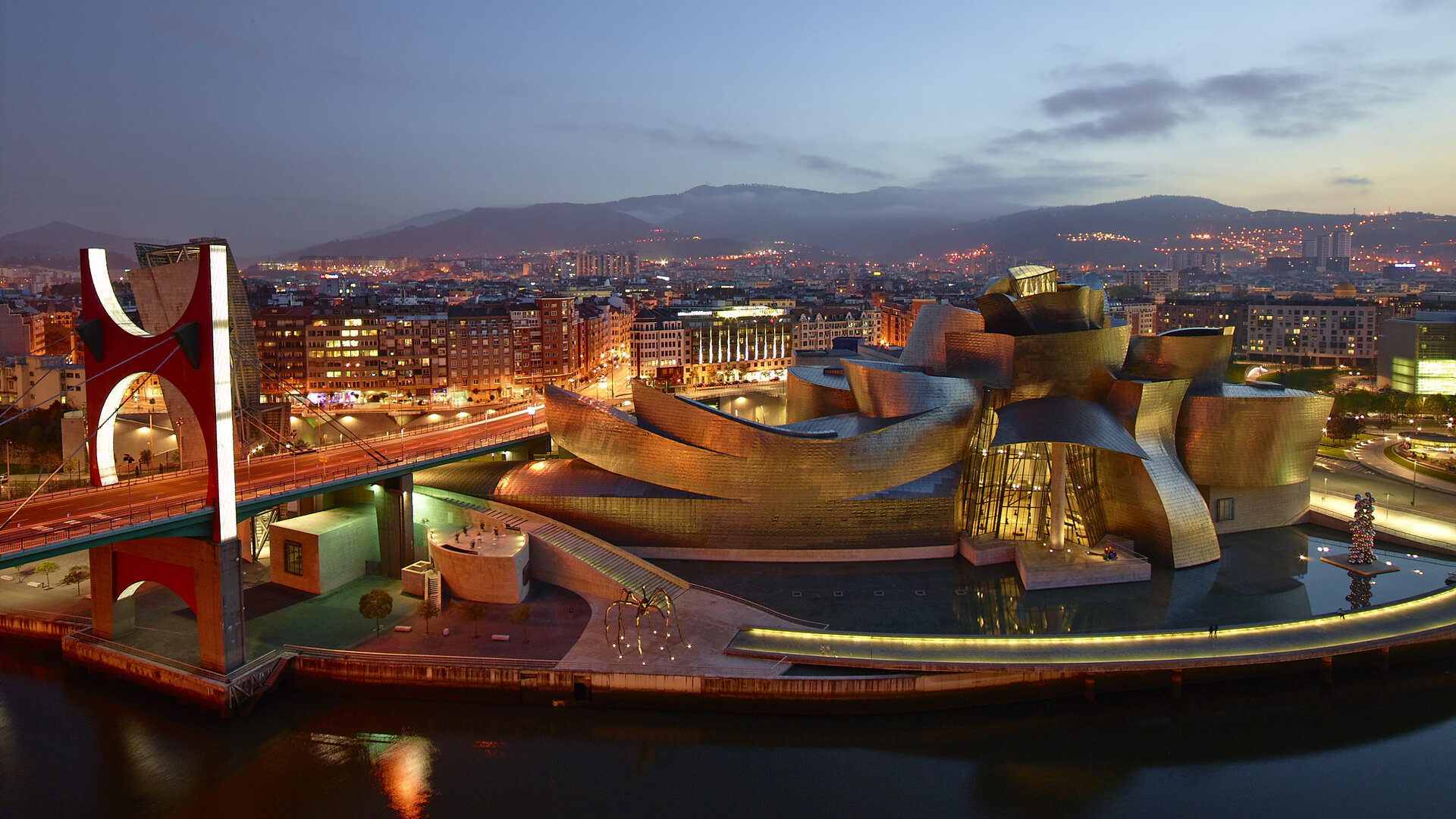 Chasmata at the Guggenheim Museum Bilbao