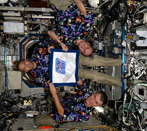 Paolo Nespoli and expedition 51/52 crew mates mark 100 days in space
