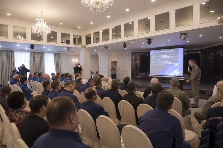 Briefing in Karaganda for the landing of Soyuz MS-05