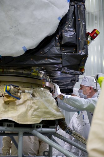 Sentinel-3B being mated with the Rockot adapter 